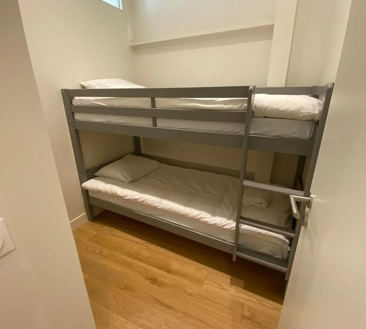 Apartment Aboukir Paris